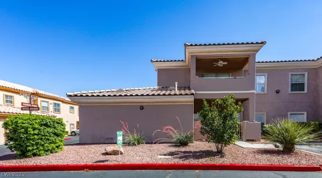 MLS: 2406034 Condo For Sale