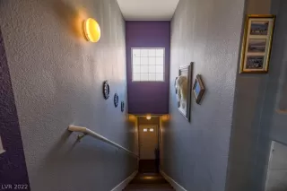 Photo #2: 2406034 Listing