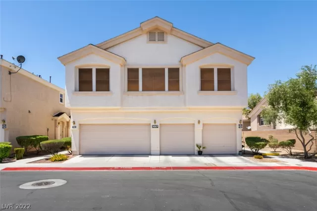 MLS: 2406067 Condo For Sale