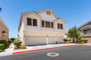 Photo #1: 2406067 Listing