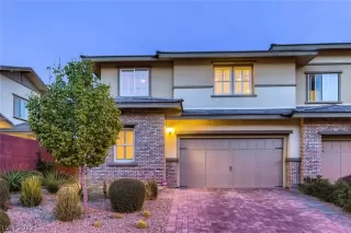 Photo #1: 2406073 Listing 