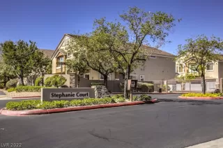 Photo #2: 2406110 Listing