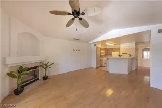 Photo #1: 2406172 Listing