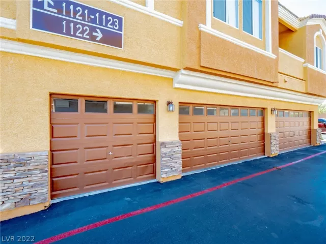 MLS: 2406258 Condo For Sale