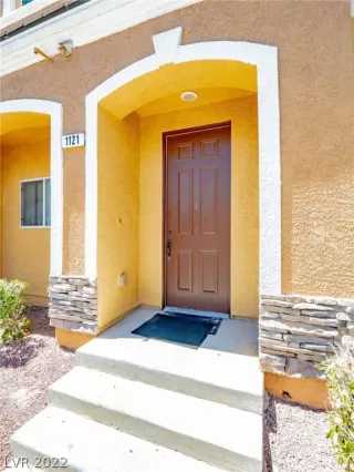 Photo #2: 2406258 Listing 