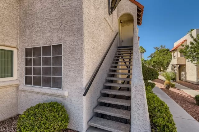 MLS: 2406271 Condo For Sale