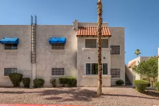 Photo #1: 2406271 Listing 