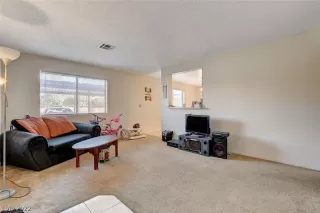 Photo #1: 2406303 Listing