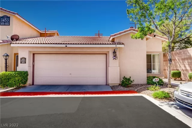 MLS: 2406308 Condo For Sale