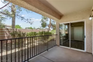 Photo #2: 2406319 Listing 