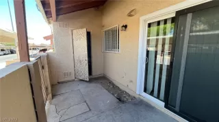 Photo #3: 2406332 Listing 