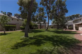 Photo #2: 2406404 Listing 