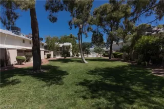 Photo #3: 2406404 Listing 