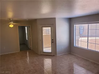 Photo #3: 2406618 Listing 