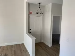 Photo #2: 2406659 Listing 