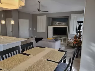 Photo #2: 2406684 Listing 