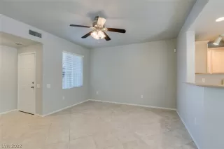 Photo #6: 2406690 Listing 