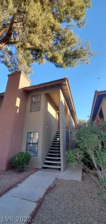 MLS: 2406698 Condo For Sale