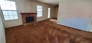 Photo #3: 2406698 Listing 