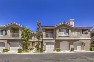 Photo #1: 2406729 Listing