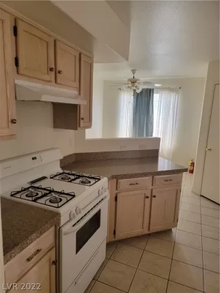 Photo #1: 2406792 Listing 