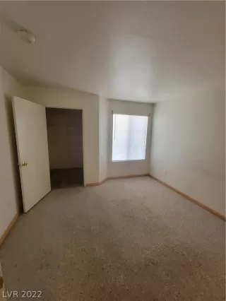 Photo #4: 2406792 Listing 