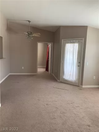 Photo #3: 2406889 Listing 