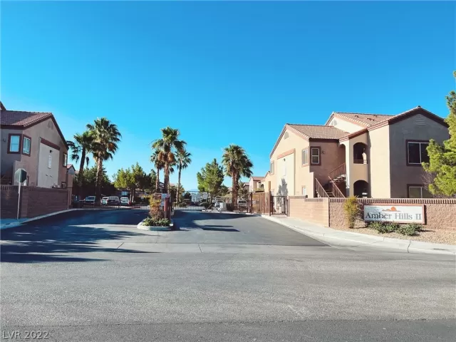 MLS: 2406912 Condo For Sale