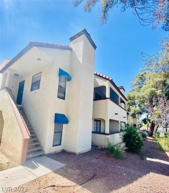 MLS: 2407005 Condo For Sale