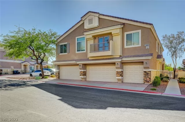 MLS: 2407025 Condo For Sale