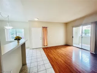 Photo #1: 2407033 Listing