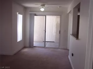 Photo #3: 2407047 Listing 