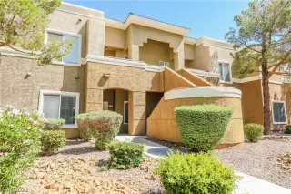 Photo #1: 2407077 Listing