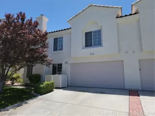 Photo #1: 2407103 Listing 