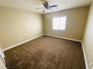 Photo #6: 2407109 Listing 