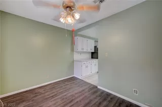 Photo #6: 2407248 Listing