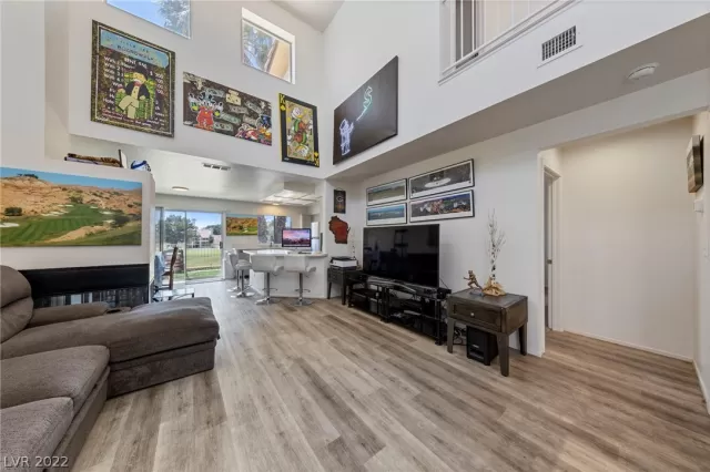 MLS: 2407282 Condo For Sale