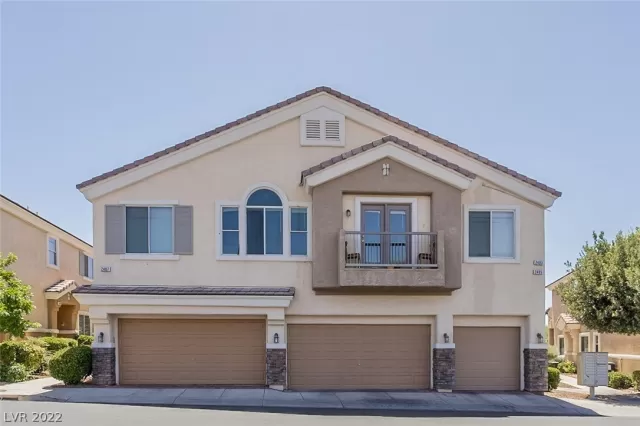 MLS: 2407316 Condo For Sale