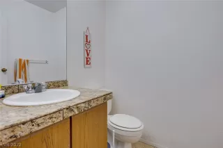 Photo #6: 2407328 Listing 