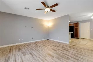 Photo #4: 2407371 Listing 