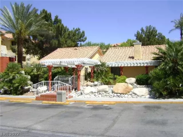 MLS: 2407376 Condo For Sale