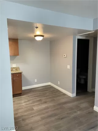 Photo #6: 2407376 Listing 