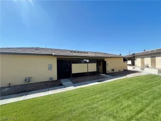 Photo #1: 2407409 Listing 
