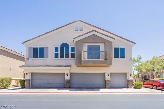 MLS: 2407462 Condo For Sale