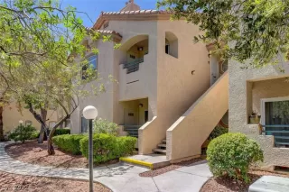 Photo #1: 2407483 Listing