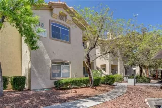 Photo #2: 2407483 Listing