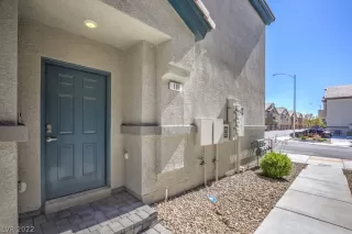 Photo #1: 2407556 Listing 