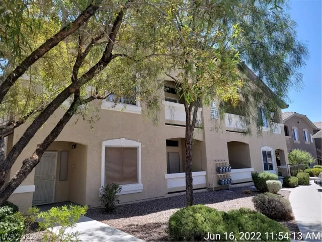 MLS: 2407559 Condo For Sale