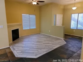 Photo #2: 2407559 Listing 