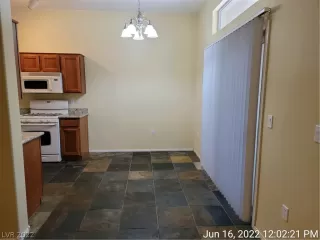 Photo #3: 2407559 Listing 